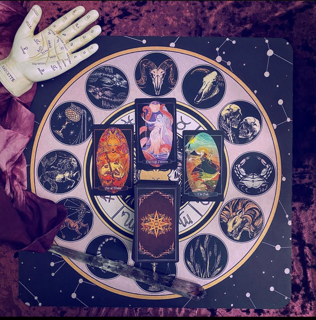 Divination Mat - Astrology Aesthetic (Small: 18”x18”) – Xia Hunt